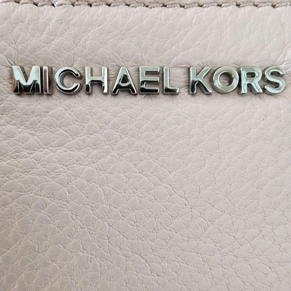 Michael Michael Kors Bedford Ballet XL Leather Wristlet